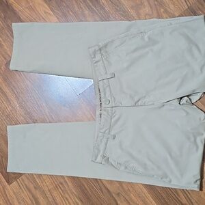 Rhone Commuter Pant - Slim- Khaki